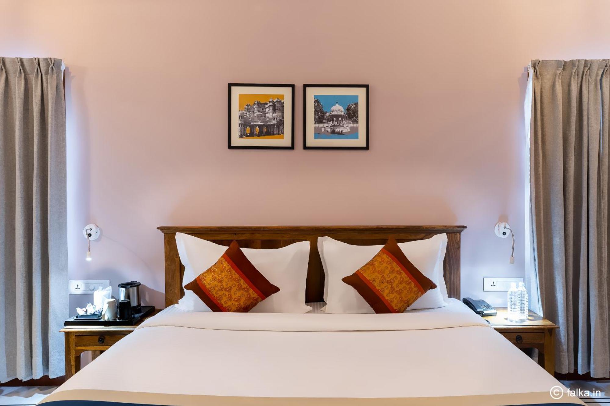 เธียรครห์ พาเลซ Hotel อุเดเปอร์ ภายนอก รูปภาพ